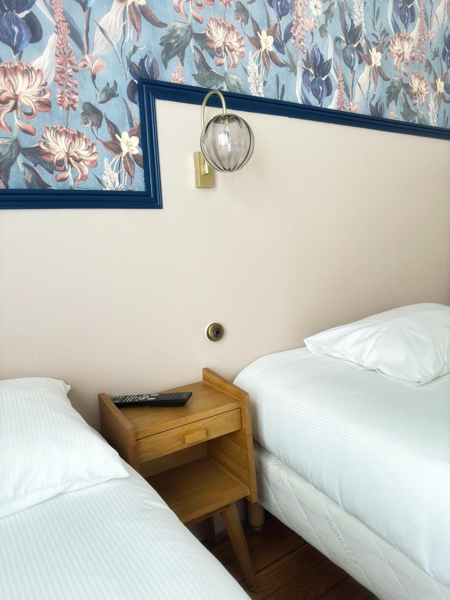 Le Florus Hotel Montrouge Buitenkant foto