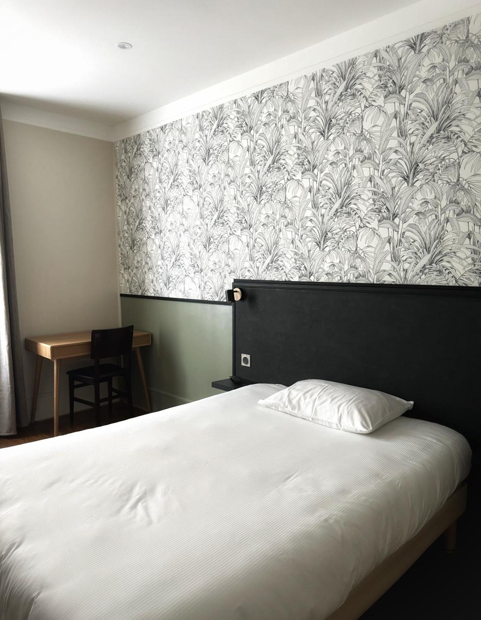 Le Florus Hotel Montrouge Buitenkant foto